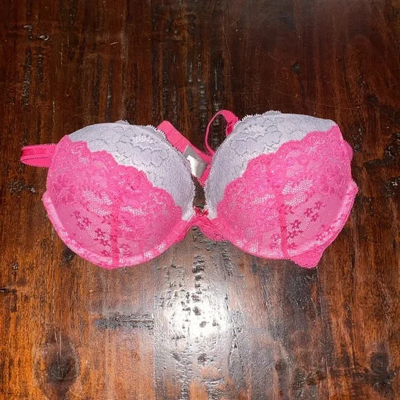 Victoria’s Secret NWOT Dream Angels Bras—$20 each - Picture 4 of 10